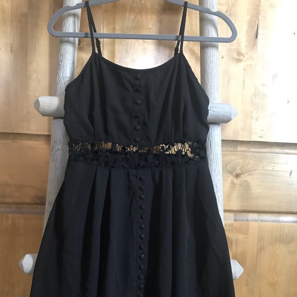 Black Dress - Picture 1 of 4